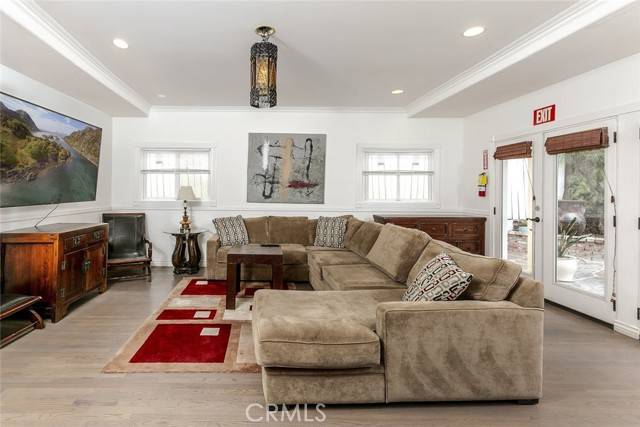 Studio City (los Angeles), CA 91604,4343 Shadyglade Avenue