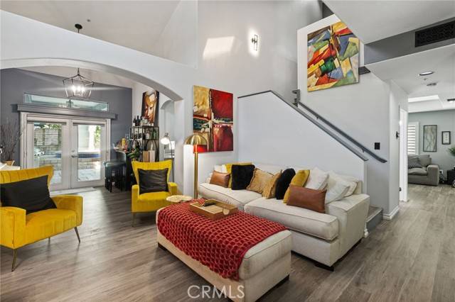 Sylmar (los Angeles), CA 91342,13656 Dronfield Avenue