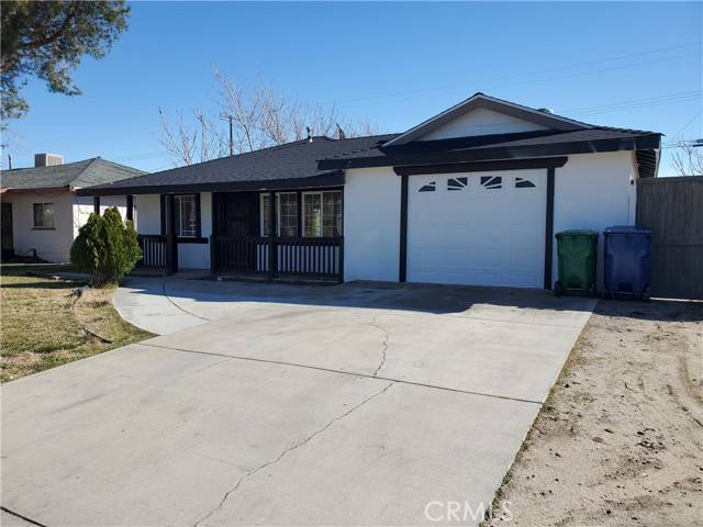 Palmdale, CA 93550,238 Avenue P5