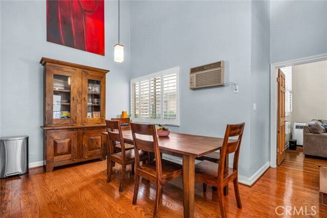 Beverly Hills, CA 90025,1951 Malcolm Avenue #201