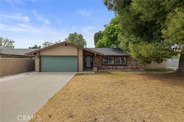 Canyon Country (santa Clarita), CA 91351,26957 Honby Avenue