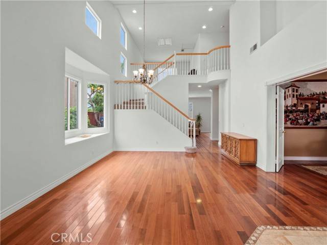 Castaic, CA 91384,28422 Oak Valley Road