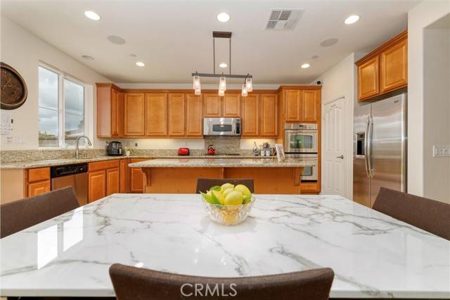 Saugus (santa Clarita), CA 91350,22620 Dragonfly Ct