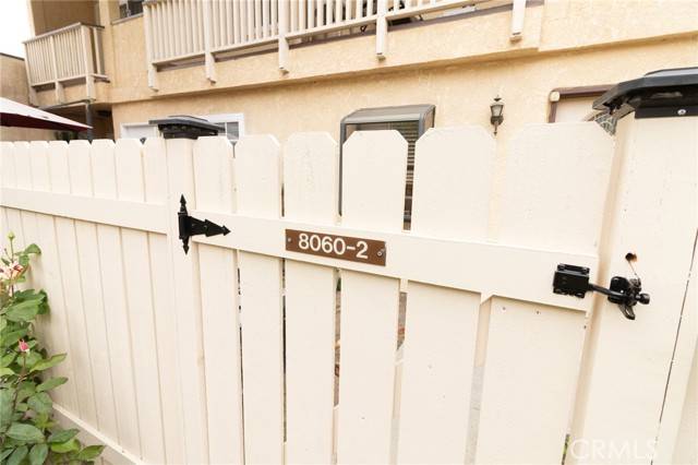 Reseda (los Angeles), CA 91335,8060 Canby Avenue #2