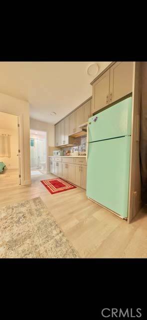 Reseda (los Angeles), CA 91335,7949 Tampa Avenue #1