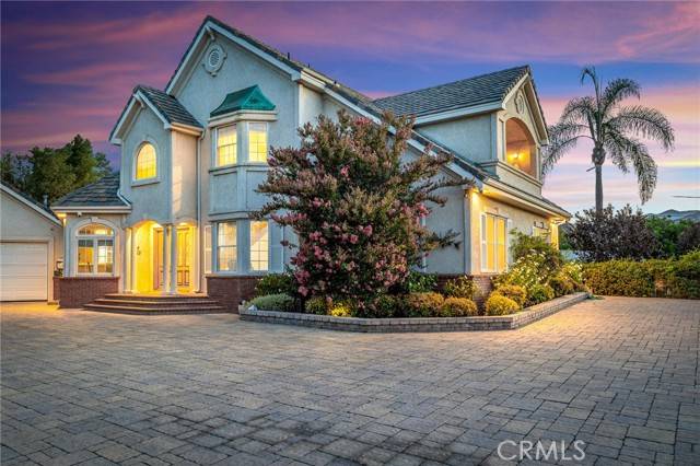 Sunland (los Angeles), CA 91040,10703 Wheatland Avenue