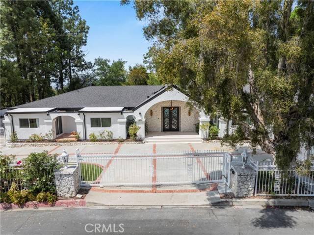 Encino (los Angeles), CA 91316,4250 Louise Avenue