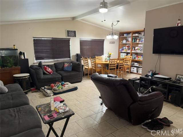 Bakersfield, CA 93307,1301 Taft #91