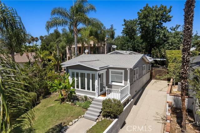 Toluca Lake (los Angeles), CA 91602,10633 Chiquita Street