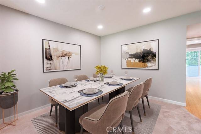 Sherman Oaks, CA 91423,4321 Matilija Avenue #14