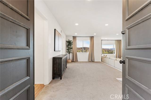 Thousand Oaks, CA 91360,1134 Calle Pinata