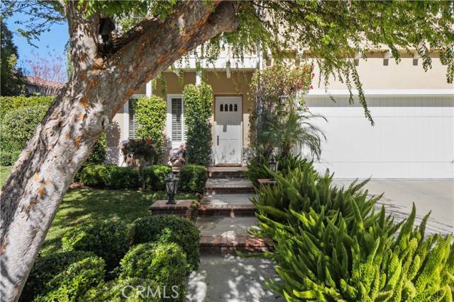 Valencia (santa Clarita), CA 91355,26816 Fairlain Drive