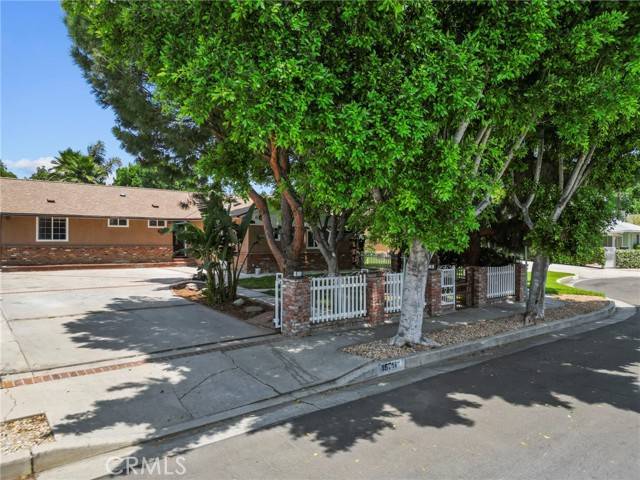 Granada Hills (los Angeles), CA 91344,15711 Hiawatha Street