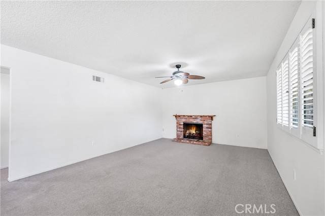 Chatsworth (los Angeles), CA 91311,10468 Larwin Avenue