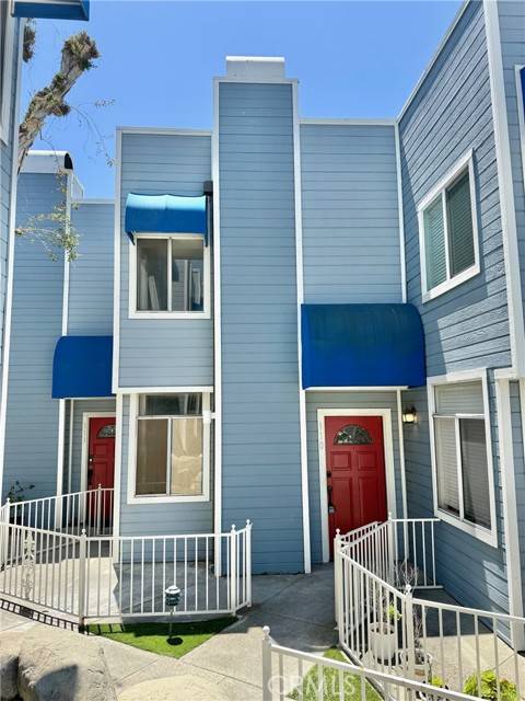 La Crescenta, CA 91214,3075 Foothill Boulevard #110