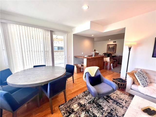 Agoura Hills, CA 91301,29028 Hollow Oak Court