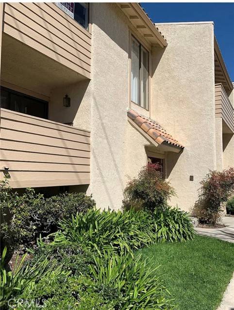 Calabasas, CA 91302,5524 Las Virgenes Road