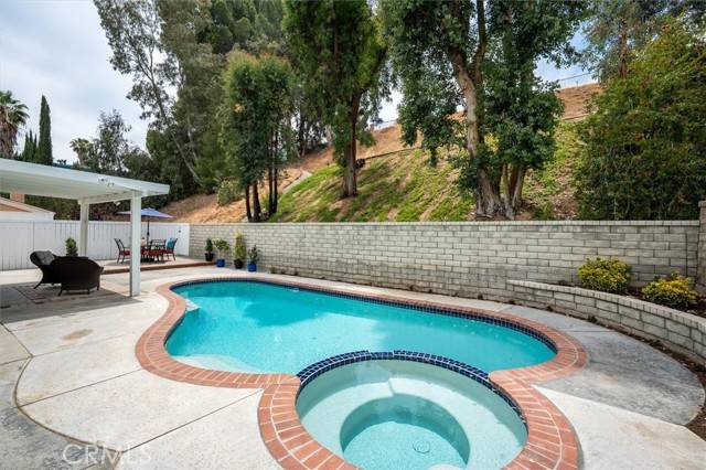 Valencia (santa Clarita), CA 91354,26947 Las Mananitas Drive