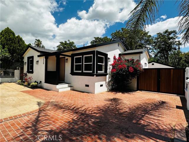 Canoga Park (los Angeles), CA 91303,7538 Remmet Avenue