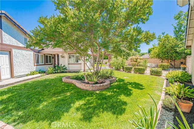 Valencia (santa Clarita), CA 91355,25556 Alesna Drive