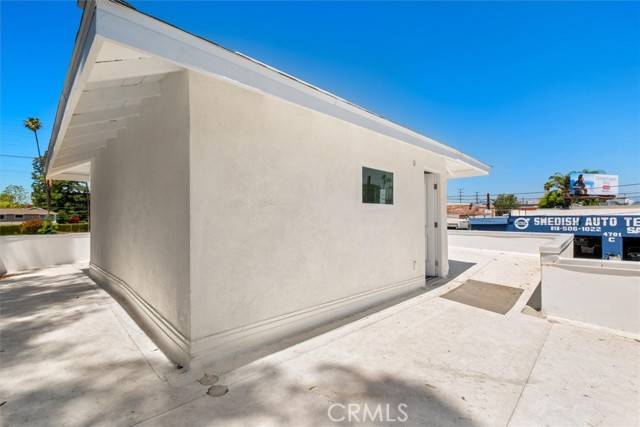 North Hollywood (los Angeles), CA 91602,10944 Kling Street