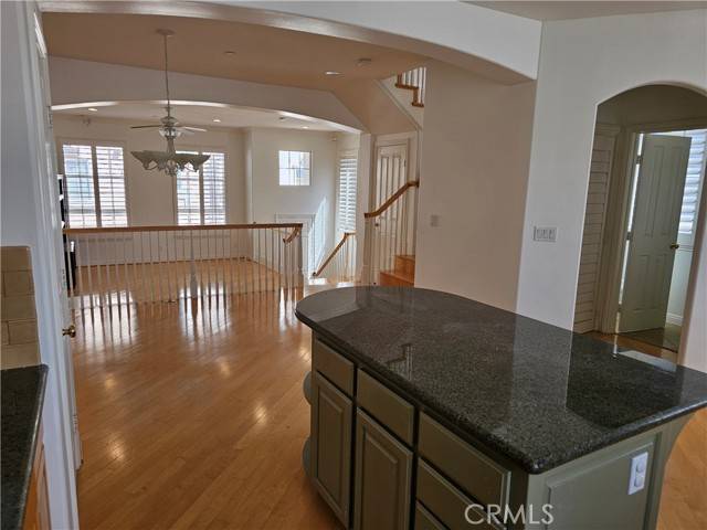 Burbank, CA 91505,4116 W Kling Street