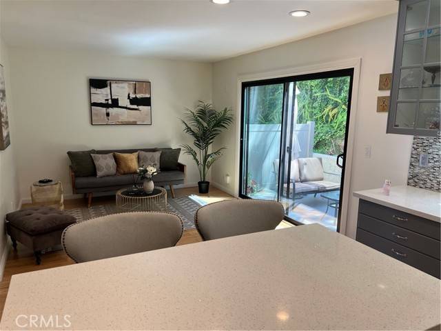 Calabasas, CA 91302,4227 Freedom Drive #304