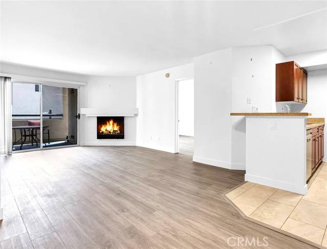 Woodland Hills (los Angeles), CA 91367,5545 Canoga Avenue #121