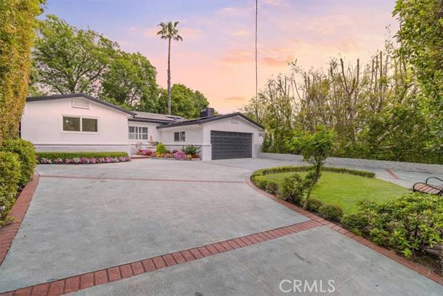 Studio City (los Angeles), CA 91604,12535 Kling Street