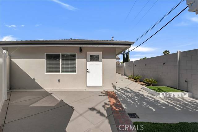 Granada Hills (los Angeles), CA 91344,11226 Louise Avenue