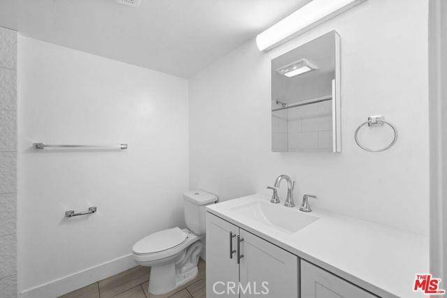 Santa Monica, CA 90404,1541 Franklin Street #3