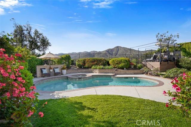 Oak Park, CA 91377,6617 Oak Forest Drive