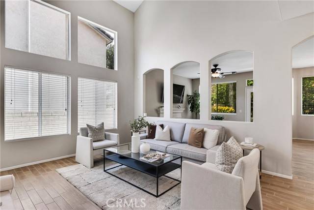 Saugus (santa Clarita), CA 91390,28761 Woodside Drive