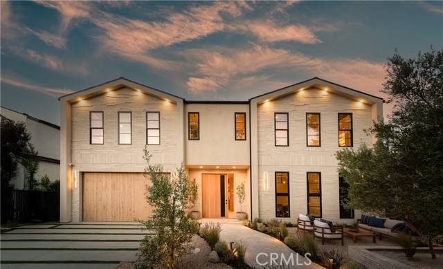 Studio City (los Angeles), CA 91604,4314 Teesdale Avenue
