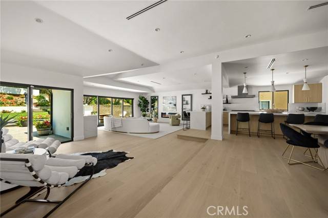 Woodland Hills (los Angeles), CA 91367,5100 Orrville Avenue