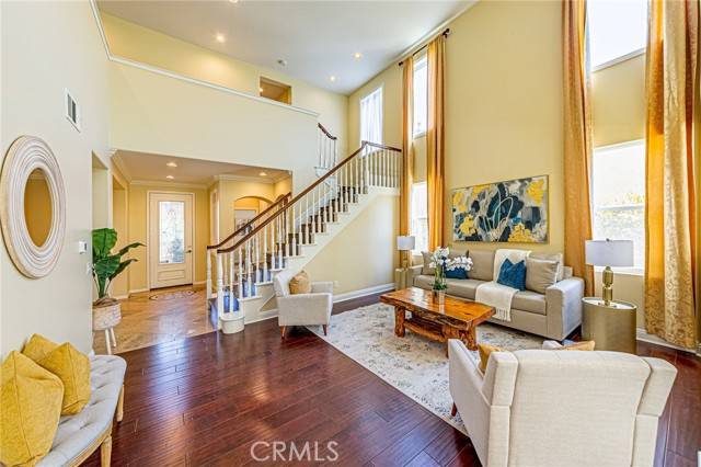 Canyon Country (santa Clarita), CA 91387,17730 Wren Drive