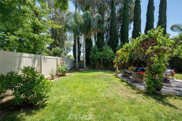 Valencia (santa Clarita), CA 91355,24214 Dalgo Drive