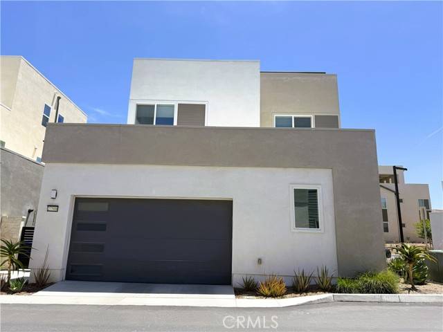 Valencia (santa Clarita), CA 91381,27508 Golden Currant Place