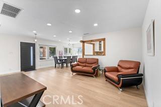 Sherman Oaks, CA 91403,5123 Noble Avenue