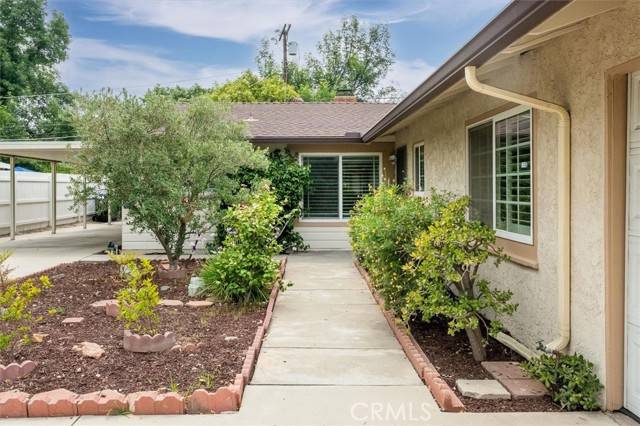 Granada Hills (los Angeles), CA 91344,11166 Amestoy Avenue