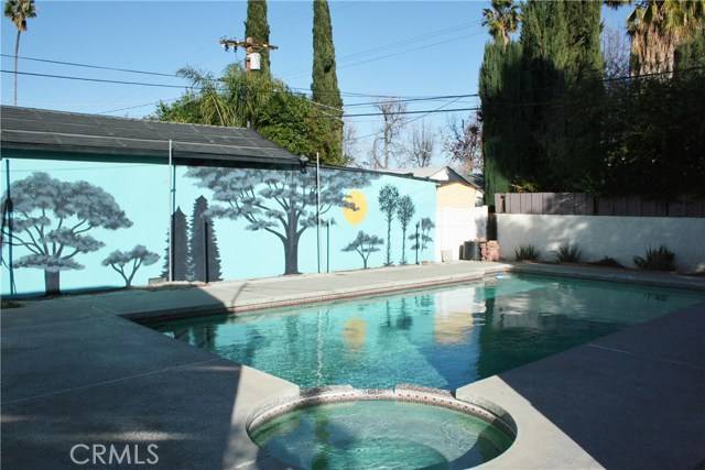 Encino (los Angeles), CA 91316,5056 Newcastle Avenue