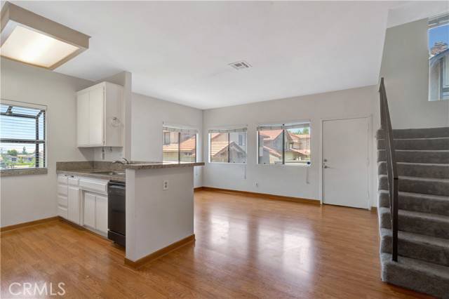 Thousand Oaks, CA 91362,62 Maegan Place #4