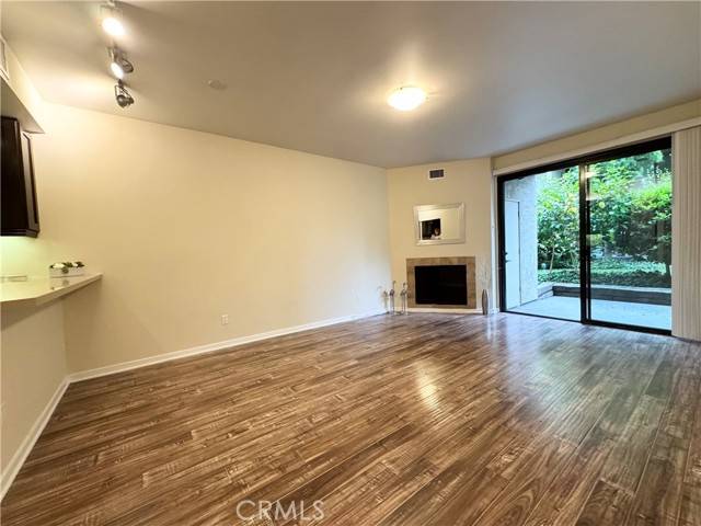 Playa Del Rey (los Angeles), CA 90293,8707 Falmouth Avenue #115