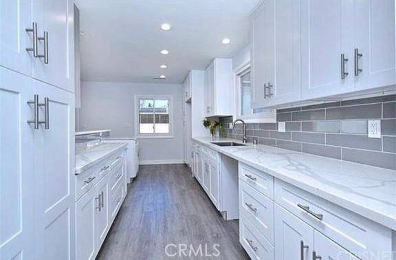 Chatsworth (los Angeles), CA 91311,20243 Lassen Street