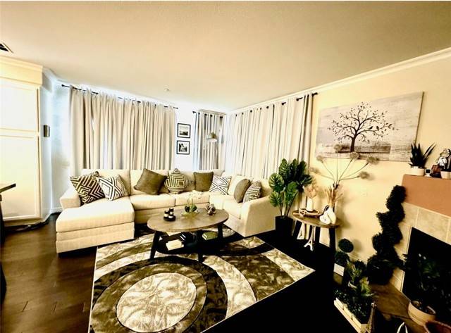North Hills (los Angeles), CA 91343,9173 Burnet Avenue