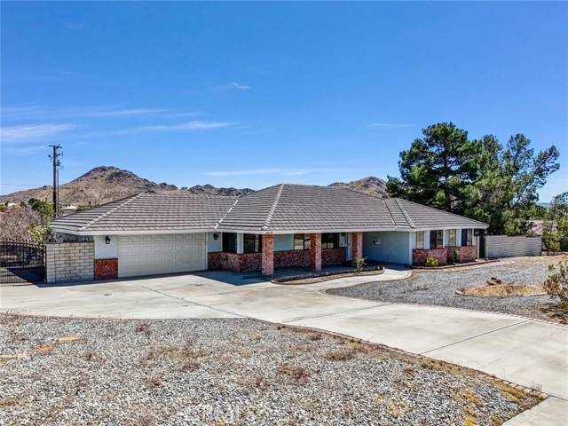 Apple Valley, CA 92307,16635 Wintun Road
