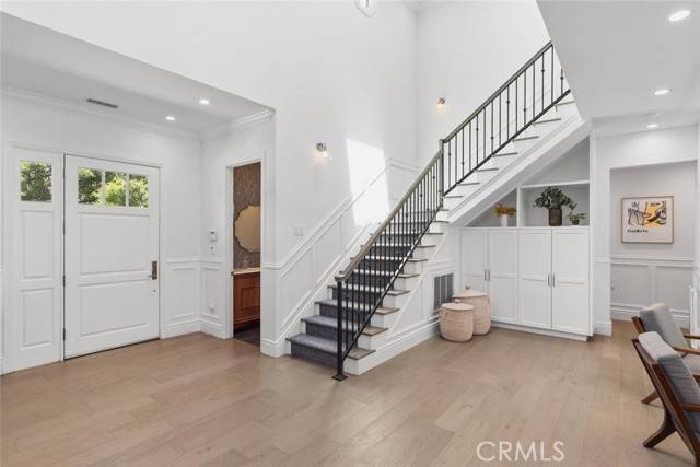 Sherman Oaks, CA 91403,3914 Woodfield Drive