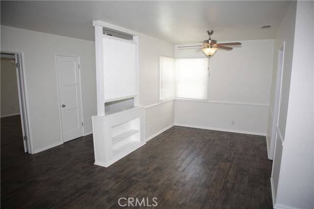 Northridge (los Angeles), CA 91324,9012 Gladbeck Avenue