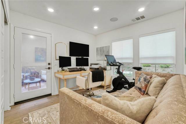 San Pedro (los Angeles), CA 90732,27723 S Grandview Way