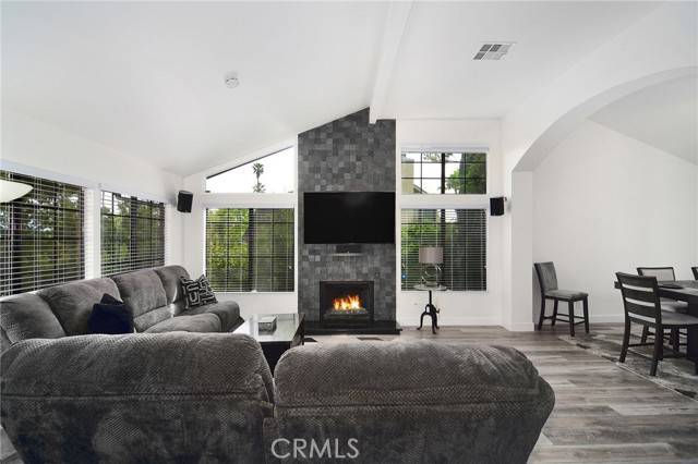 West Hills (los Angeles), CA 91307,6711 Corie Lane